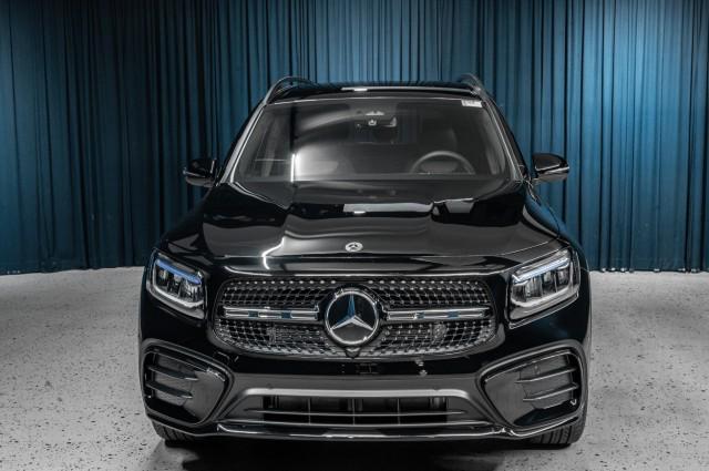 new 2024 Mercedes-Benz GLB 250 car, priced at $49,595