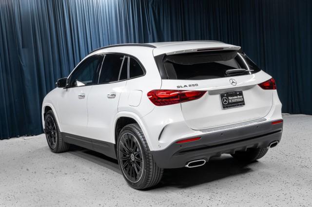 new 2025 Mercedes-Benz GLA 250 car, priced at $52,120