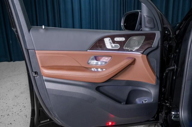 new 2025 Mercedes-Benz GLS 450 car, priced at $98,165