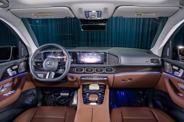 new 2025 Mercedes-Benz GLS 450 car, priced at $98,165
