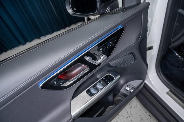 new 2025 Mercedes-Benz GLC 350e car, priced at $71,225