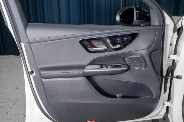 new 2025 Mercedes-Benz GLC 350e car, priced at $71,225