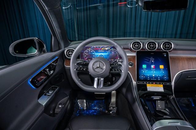 new 2025 Mercedes-Benz GLC 350e car, priced at $71,225