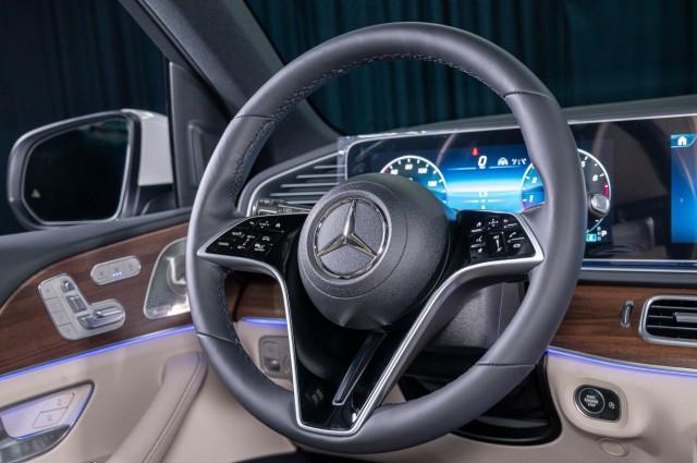 new 2025 Mercedes-Benz GLS 450 car, priced at $92,325