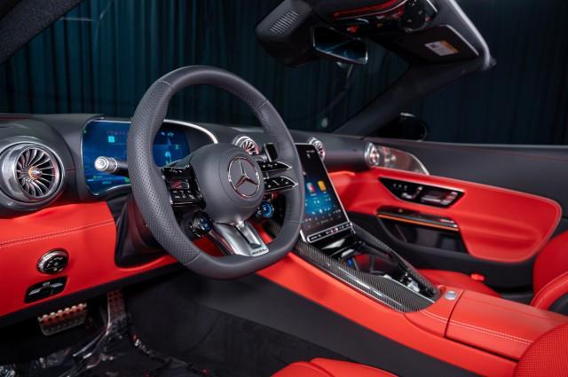 new 2026 Mercedes-Benz AMG SL 43 car, priced at $122,930