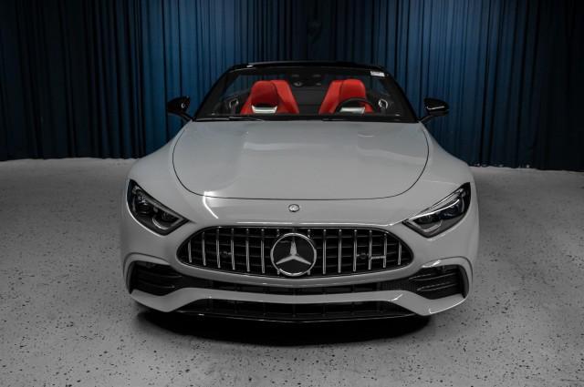 new 2026 Mercedes-Benz AMG SL 43 car, priced at $122,930