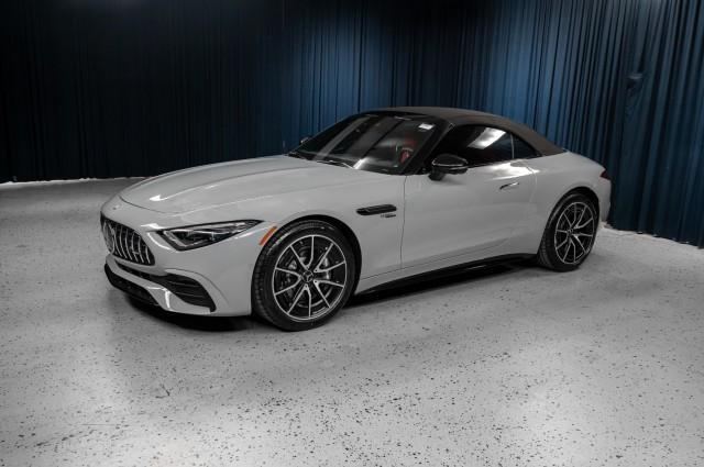 new 2026 Mercedes-Benz AMG SL 43 car, priced at $122,930