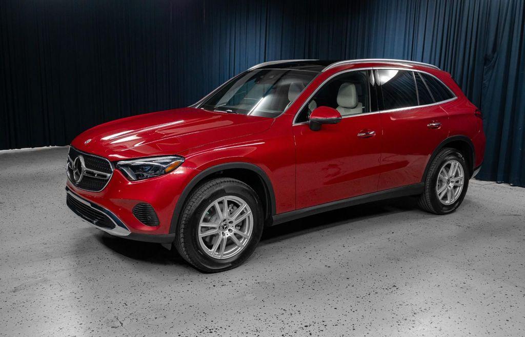 new 2025 Mercedes-Benz GLC 300 car, priced at $61,130