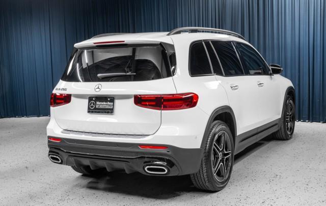 used 2025 Mercedes-Benz GLB 250 car, priced at $43,994