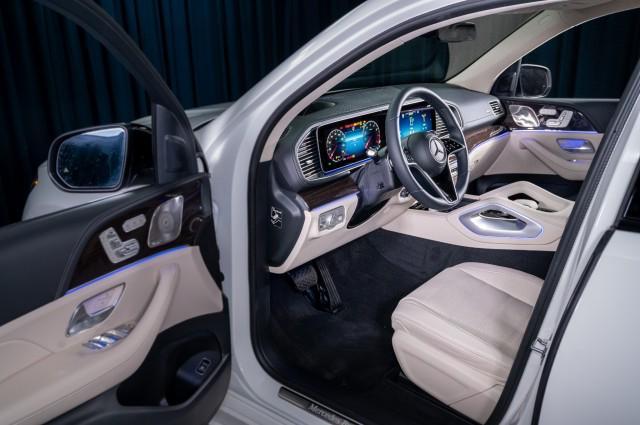 new 2025 Mercedes-Benz GLE 450 car, priced at $86,685