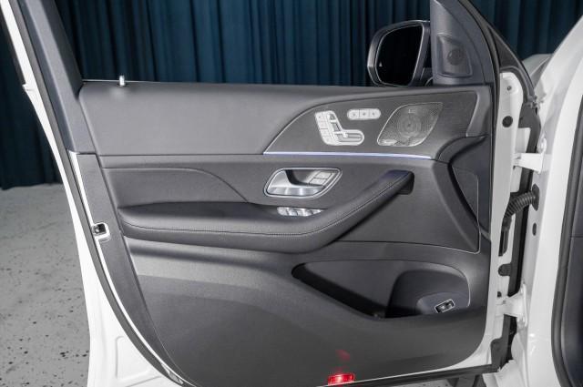 new 2025 Mercedes-Benz GLS 450 car, priced at $97,325