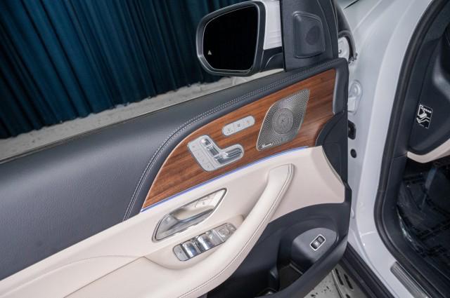 new 2025 Mercedes-Benz GLE 580 car, priced at $103,705