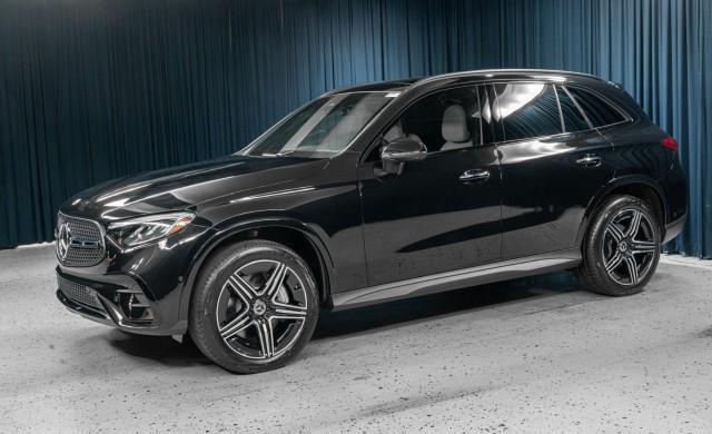 new 2024 Mercedes-Benz GLC 300 car, priced at $58,595