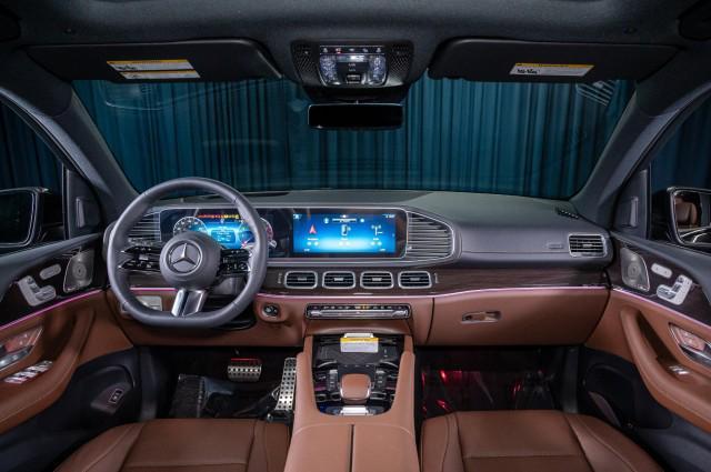 new 2025 Mercedes-Benz GLS 450 car, priced at $98,765