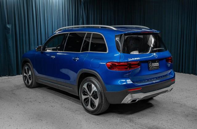 new 2025 Mercedes-Benz GLB 250 car, priced at $50,895
