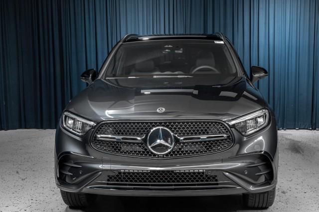 new 2024 Mercedes-Benz GLC 300 car, priced at $55,965