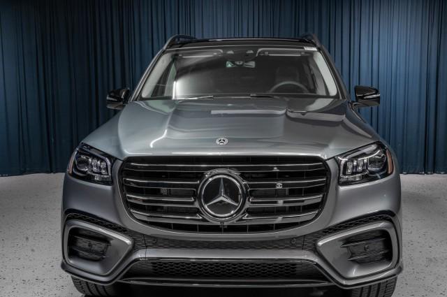 new 2024 Mercedes-Benz GLS 580 car, priced at $119,050