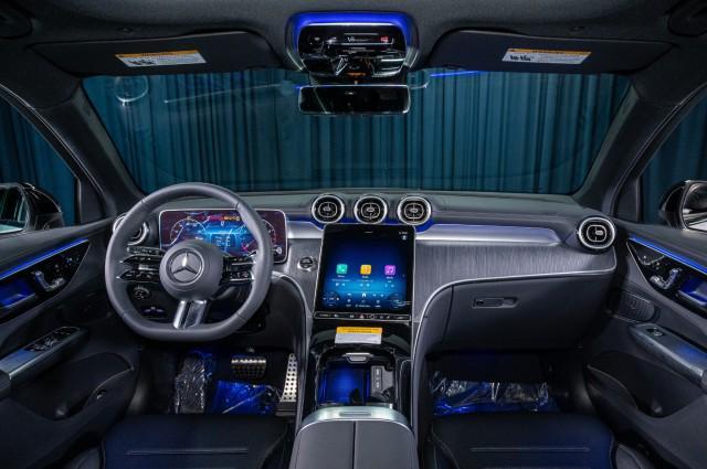 new 2025 Mercedes-Benz GLC 300 car, priced at $58,925