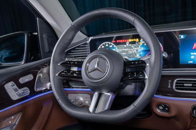new 2025 Mercedes-Benz GLS 450 car, priced at $98,850