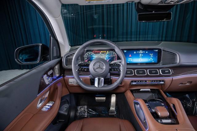new 2025 Mercedes-Benz GLS 450 car, priced at $98,850