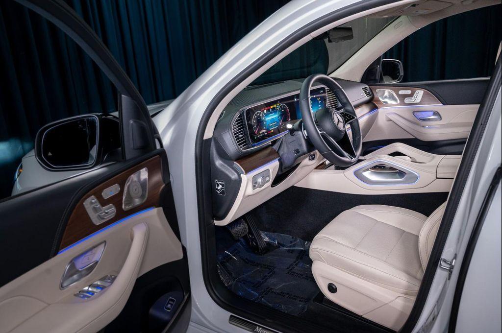 new 2026 Mercedes-Benz GLE 450 car, priced at $84,085