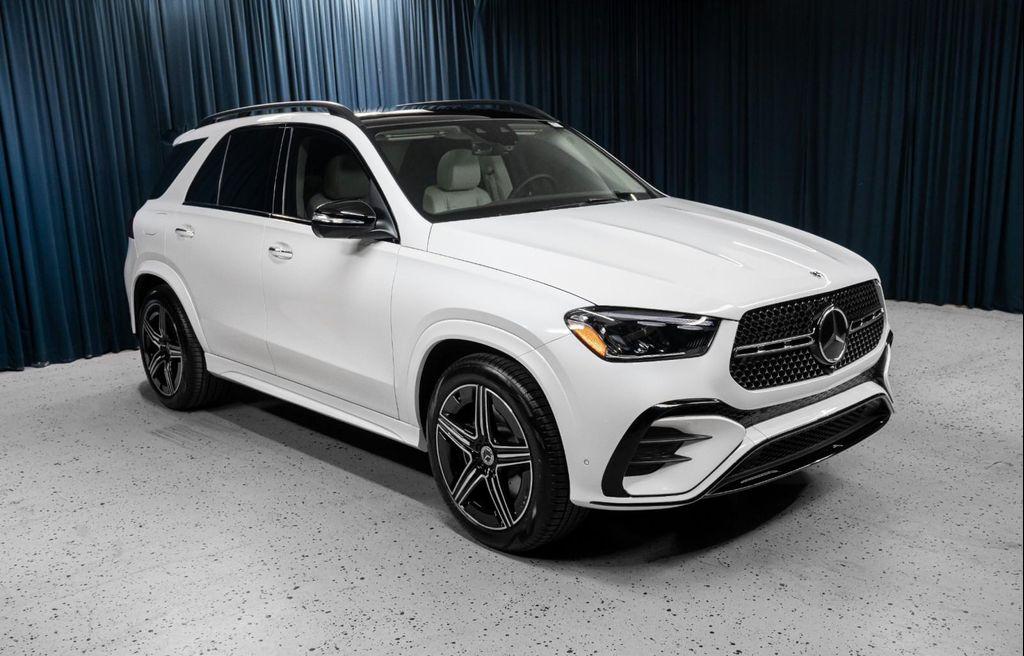 new 2026 Mercedes-Benz GLE 450 car, priced at $84,085