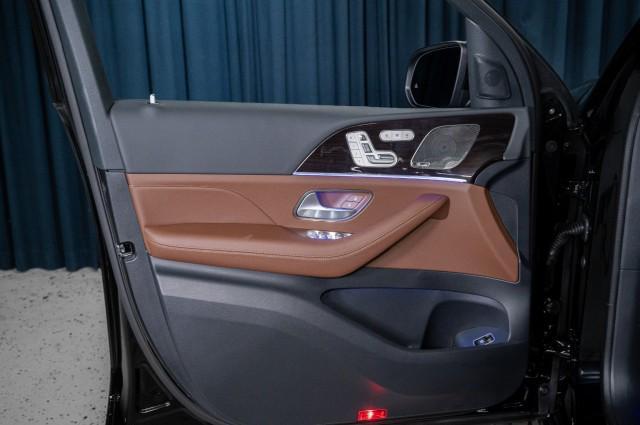 new 2025 Mercedes-Benz GLS 450 car, priced at $98,850