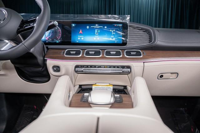 new 2025 Mercedes-Benz GLS 450 car, priced at $109,275