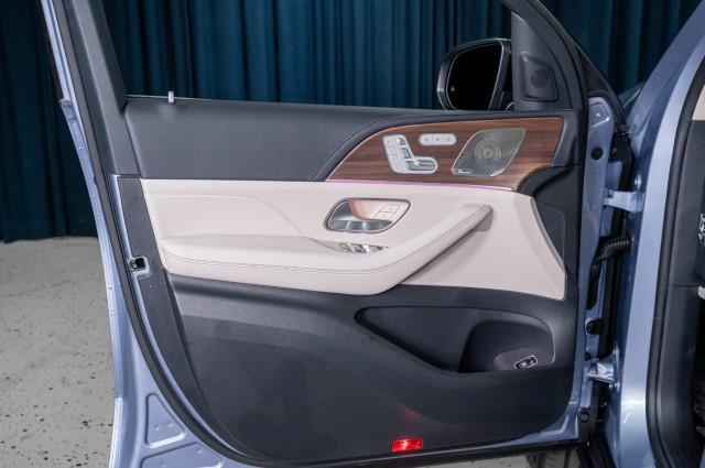 new 2025 Mercedes-Benz GLS 450 car, priced at $109,275