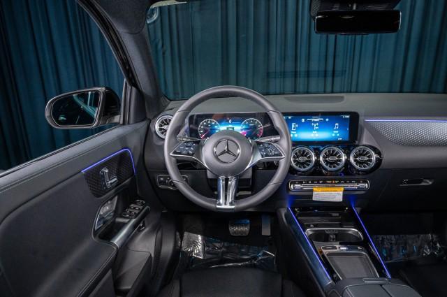 new 2025 Mercedes-Benz GLA 250 car, priced at $44,620