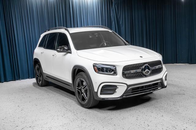 new 2024 Mercedes-Benz GLB 250 car, priced at $49,595