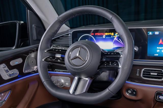 new 2025 Mercedes-Benz GLS 450 car, priced at $98,850