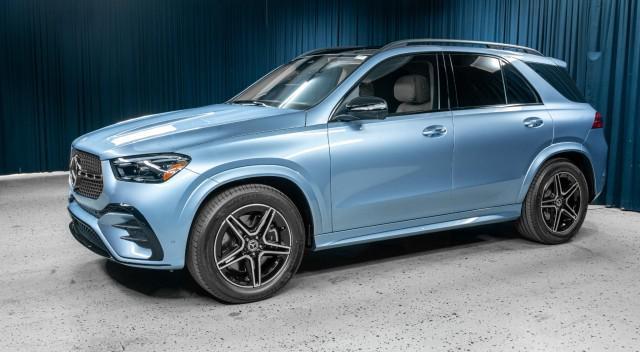 new 2025 Mercedes-Benz GLE 450 car, priced at $94,935