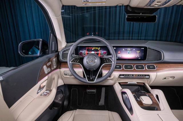 new 2025 Mercedes-Benz GLE 450 car, priced at $94,935