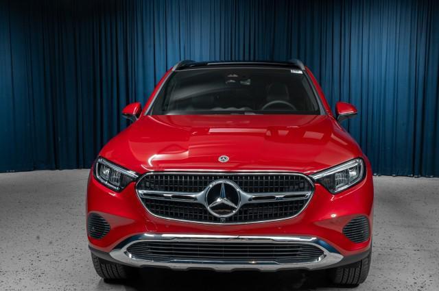 new 2025 Mercedes-Benz GLC 300 car, priced at $59,445