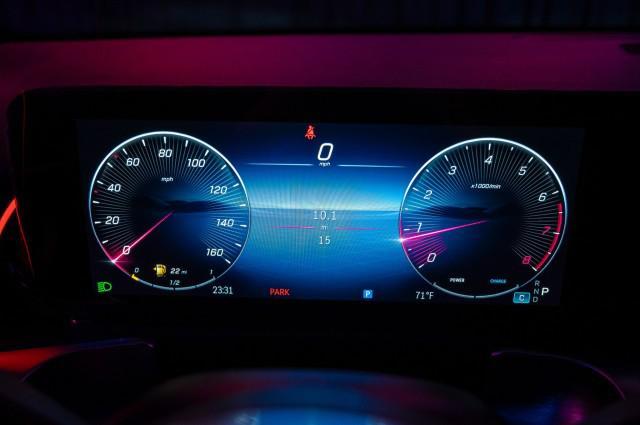 new 2025 Mercedes-Benz GLB 250 car, priced at $47,420