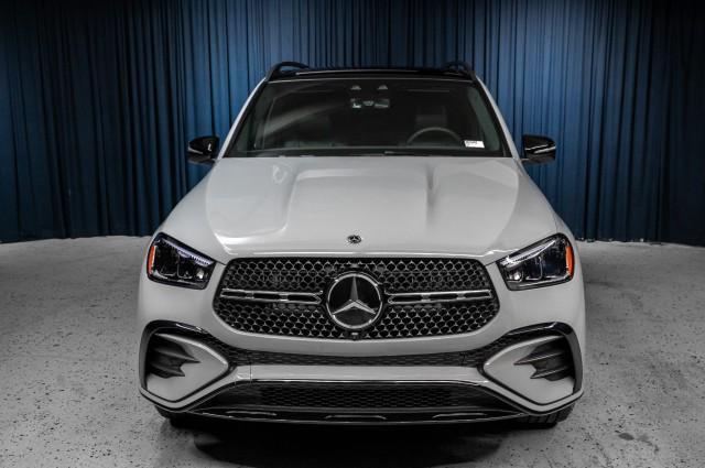 new 2025 Mercedes-Benz GLE 450 car, priced at $84,530