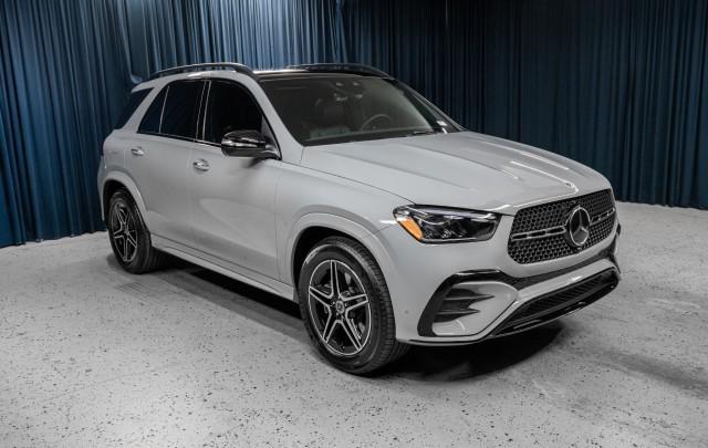 new 2025 Mercedes-Benz GLE 450 car, priced at $84,530