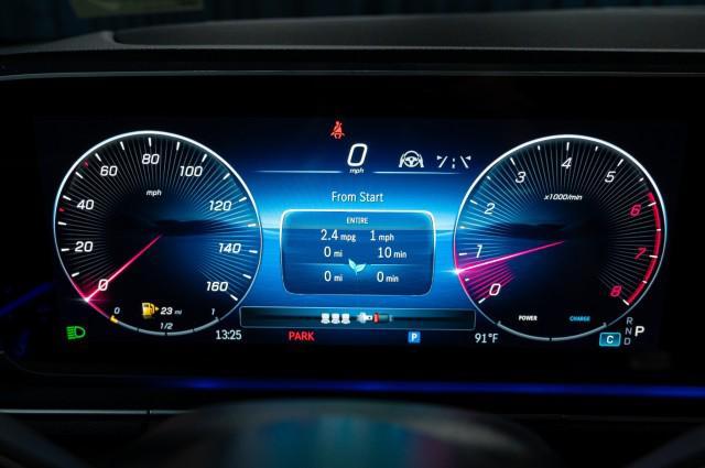 new 2025 Mercedes-Benz GLE 450 car, priced at $84,530
