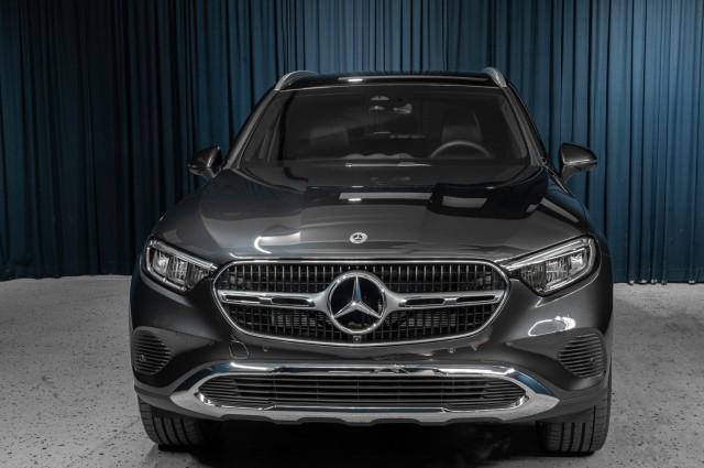 new 2024 Mercedes-Benz GLC 300 car, priced at $57,615