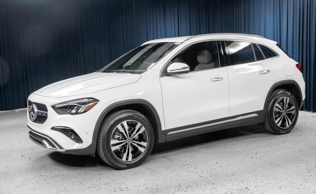 new 2025 Mercedes-Benz GLA 250 car, priced at $47,865