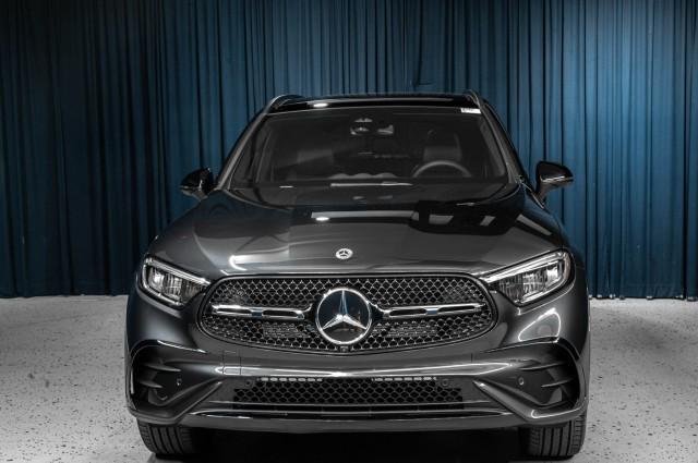 new 2025 Mercedes-Benz GLC 300 car, priced at $59,455