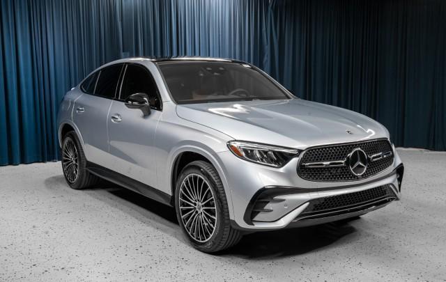 new 2025 Mercedes-Benz GLC 300 car, priced at $69,365