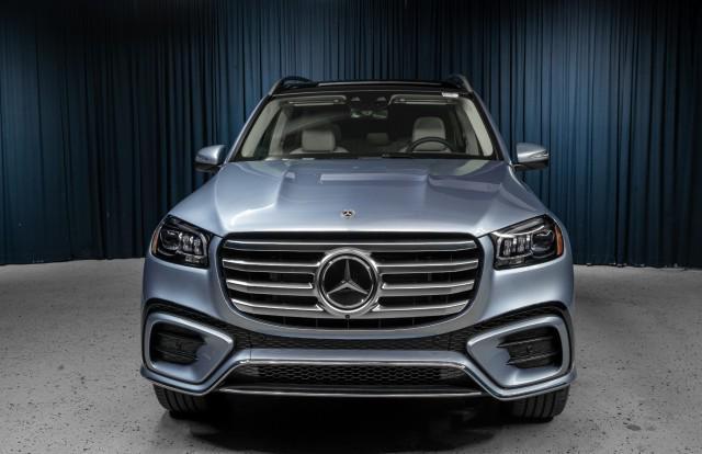 new 2025 Mercedes-Benz GLS 450 car, priced at $104,865