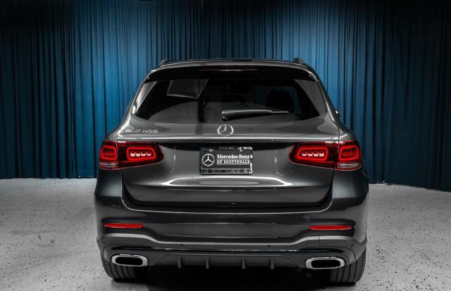 used 2022 Mercedes-Benz GLC 300 car, priced at $35,994