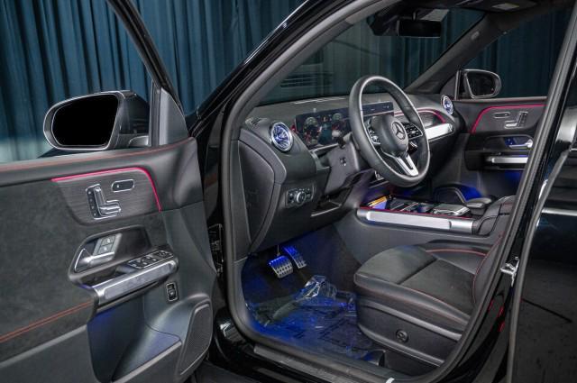 used 2023 Mercedes-Benz GLB 250 car, priced at $30,991