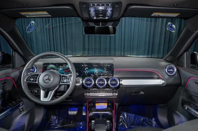 used 2023 Mercedes-Benz GLB 250 car, priced at $30,991