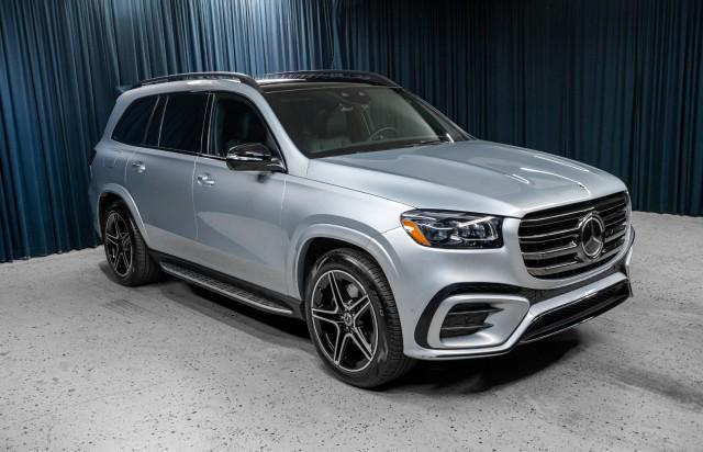 used 2025 Mercedes-Benz GLS 450 car, priced at $79,994