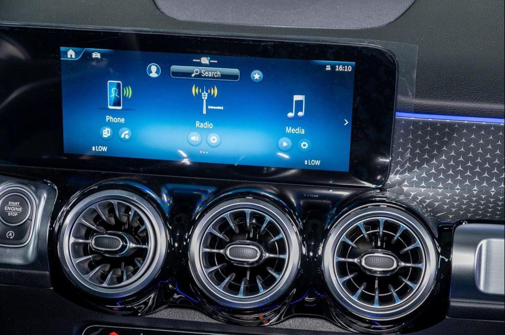 new 2025 Mercedes-Benz GLB 250 car, priced at $47,145