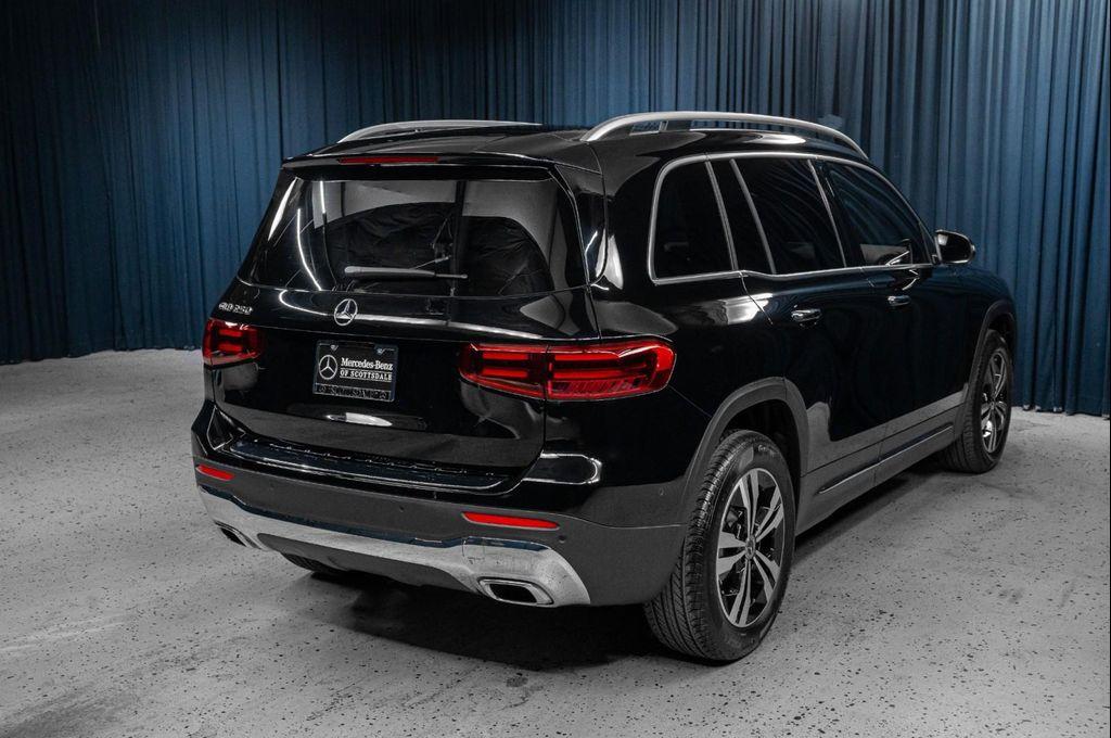new 2025 Mercedes-Benz GLB 250 car, priced at $47,145
